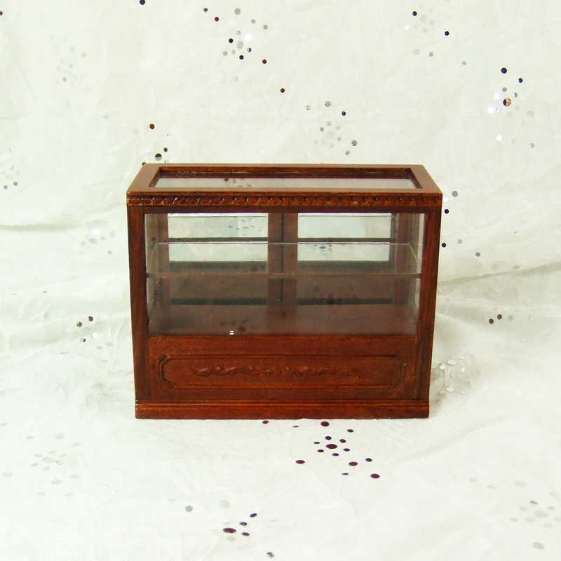 811003, Walnut Shop Counter in 1" scale